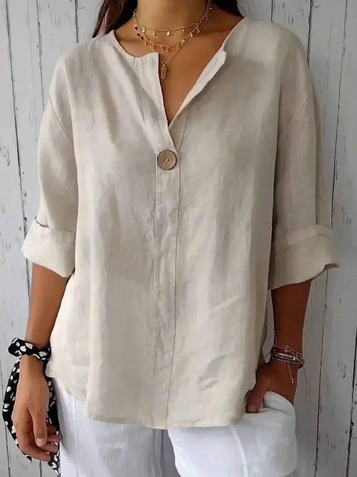 Freja Elegant Loose-Fit Blouse