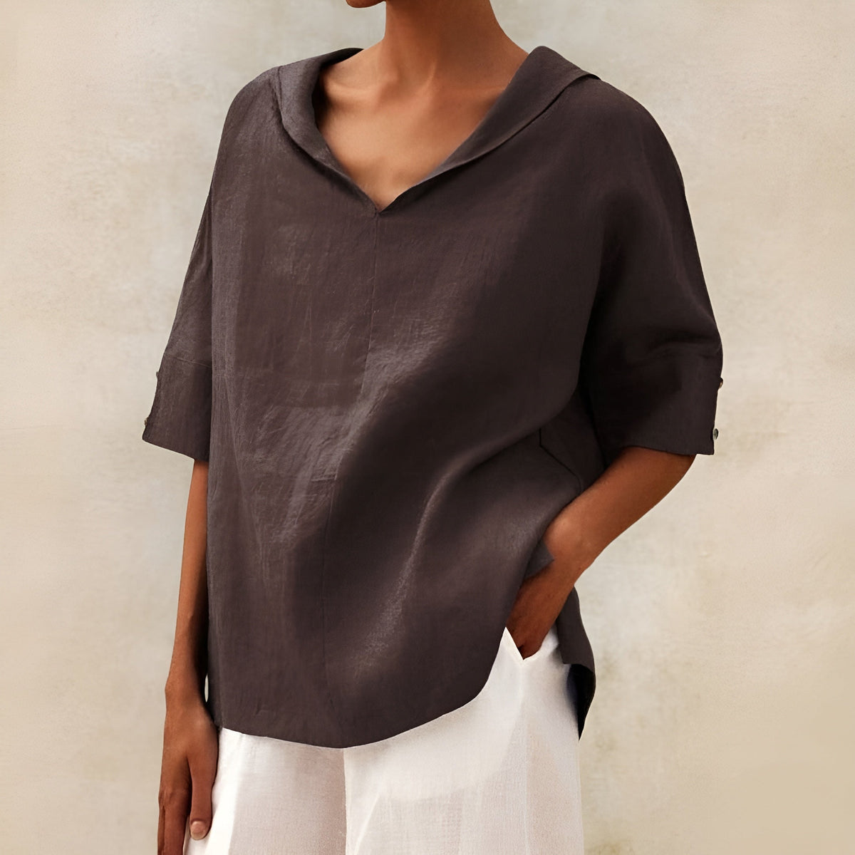 Lyndzi Light & Elegant Linen Blouse