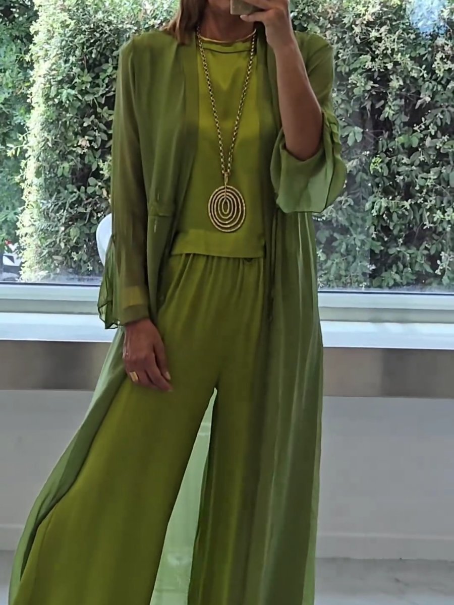 Lynda Elegant & Comfy Set