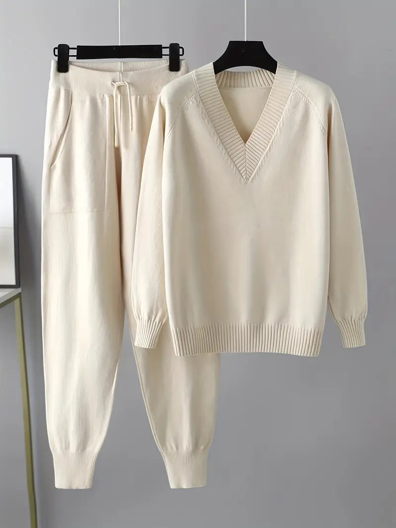 Caroline Elegant & Comfy Set