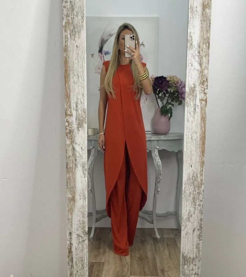 Flavia Chic Sleeveless Set